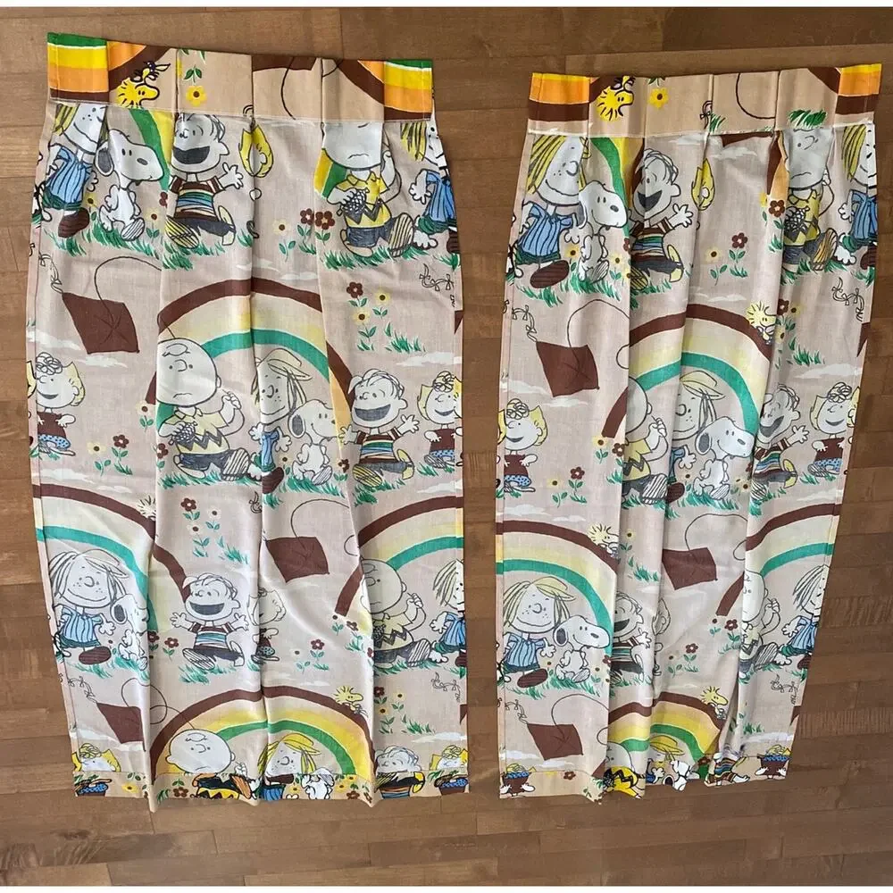 Vintage 70s Peanuts Charlie Brown Snoopy Pinch Pleat Drapes Set of 2 – 61” Long